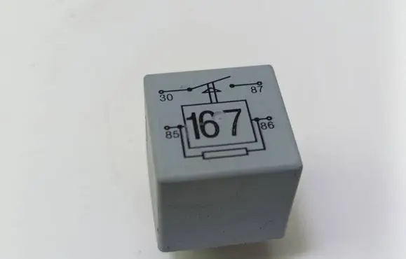 Volkswagen Polo IV 9N3 Other relay 191906383C