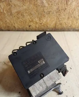 Mercedes-Benz C W203 ABS Pump A2095452532 00002128E1 R222K28179