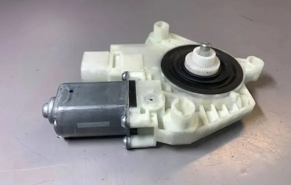 BMW 5 G30 G31 Front door window regulator motor 7455082 51337455082 61359463856