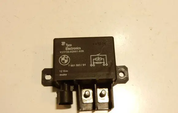 Coolant fan relay