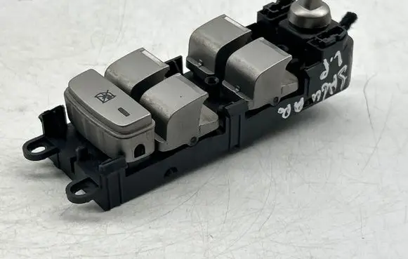 Jaguar XF X250 Electric window control switch 8X2314540AE 03451000