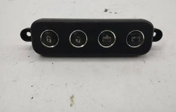 Maserati Quattroporte Other switches/knobs/shifts 24309016