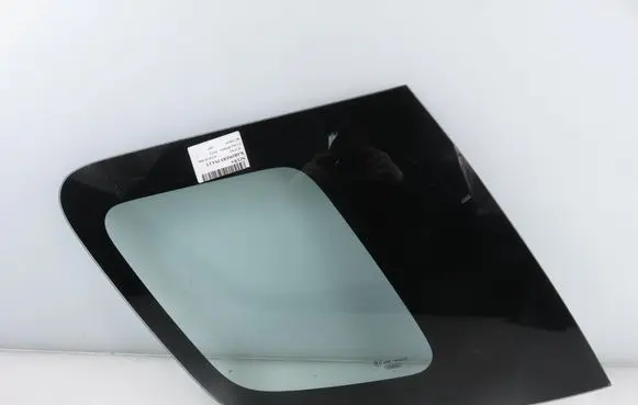 Suzuki Ignis Rear side window 