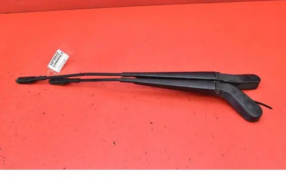 Volvo S80 Front wiper blade arm 30655209