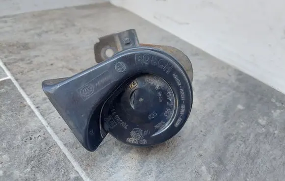 Skoda Octavia Mk2 (1Z) Horn signal 001157