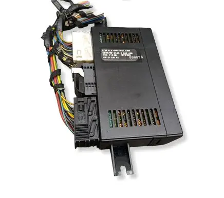 BMW 5 E39 Light module LCM 6908468 109110