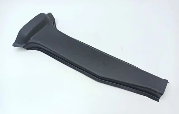 Volvo 240 (B) pillar trim (bottom) 