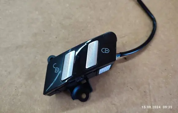 Mercedes-Benz S W221 Central locking switch button A2218213051