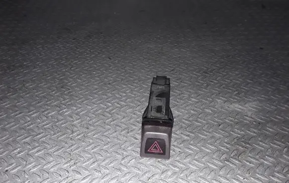 Volvo V50 Hazard light switch 30739296