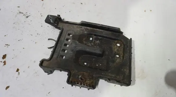 Hyundai i30 Battery tray 