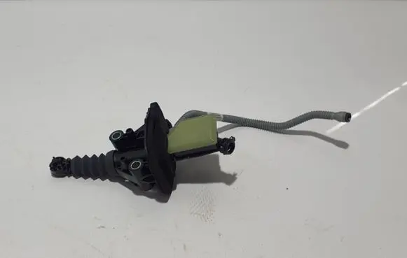 Mercedes-Benz Citan II W420 Clutch slave cylinder 306103690R