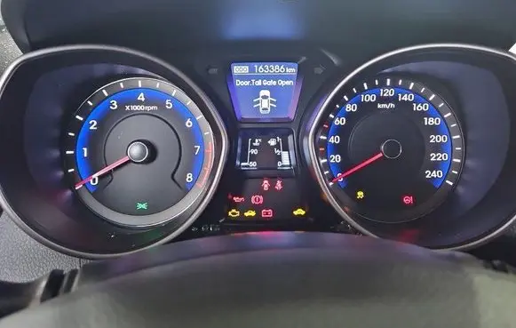 Hyundai i30 Speedometer (instrument cluster) 94003-A6193 IMPRK1511401
