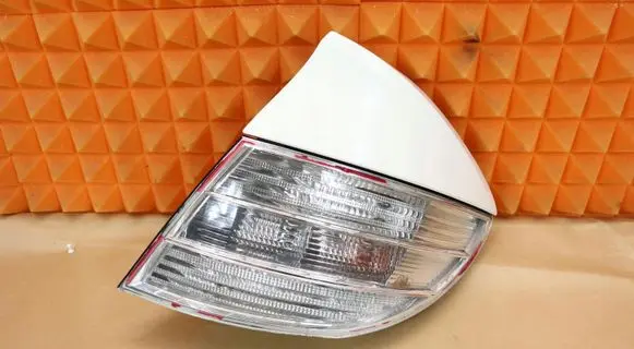 Mercedes-Benz CLC CL203 Rear/tail lights