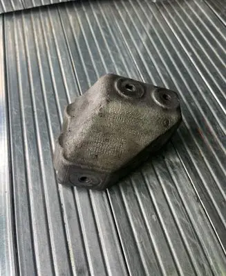 Renault Scenic III - Grand scenic III Engine mounting bracket 8200835234