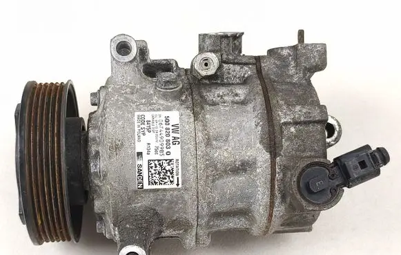 Volkswagen Crafter Air conditioning (A/C) compressor (pump) 5Q0820803Q 260623HR0924 067449099B5