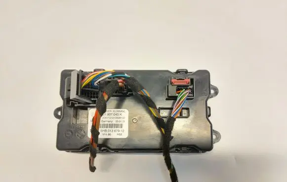 Porsche Taycan 9J1 Air conditioner control unit module 9J1907040KJLK0121
