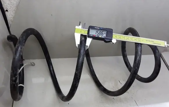 Chrysler Voyager Front coil spring