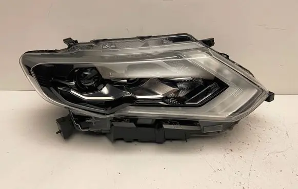 Nissan X-Trail T32 Headlight/headlamp 1638362639 KL12V 12V7505W