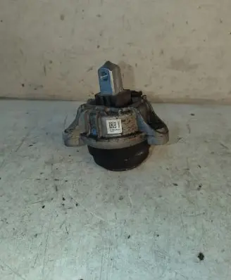 BMW 5 F10 F11 Engine mount bracket 6780264
