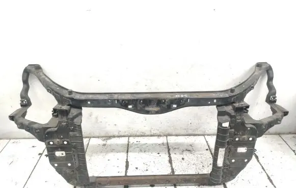 KIA Carens II Radiator support slam panel 641011D000