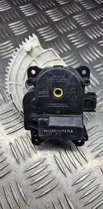 Toyota RAV 4 (XA20) Air flap motor/actuator 0638000172