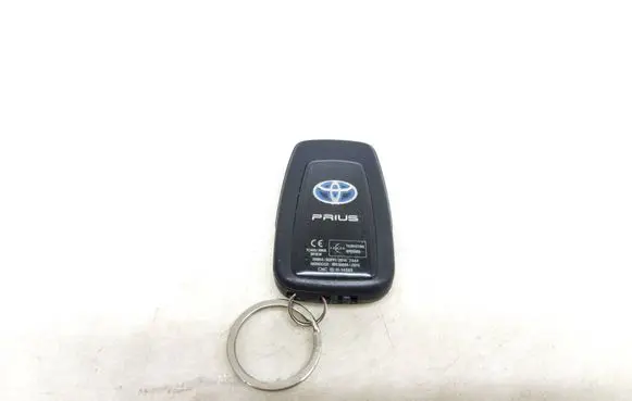 Toyota Prius (XW50) Ignition key/card HA20142369 MR100282015 20152344