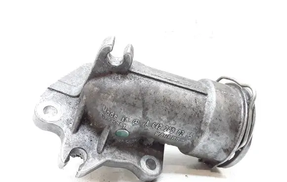 Thermostat/thermostat housing