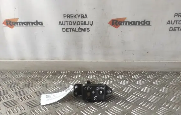 Honda CR-V Tailgate window lock/catch/latch 