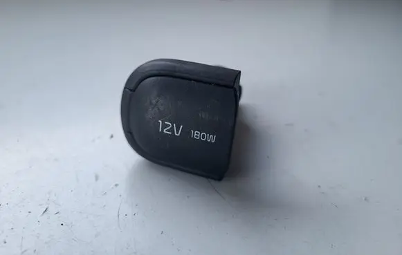 KIA Sportage Cigarette lighter 