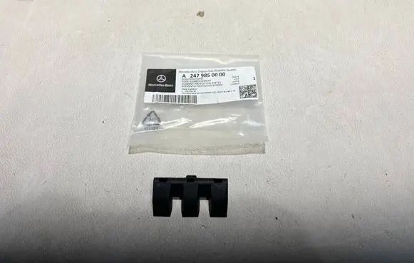 Mercedes-Benz B W247 Front door check strap stopper A2479850000