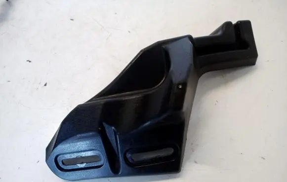 Citroen C4 III e-C4 Front bumper mounting bracket 9833020780