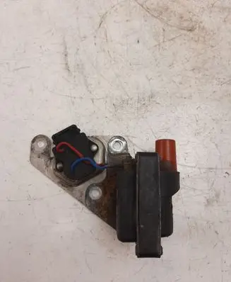 Volvo V70 Spark distributor 1367777