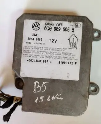 Volkswagen PASSAT B5 Airbag control unit/module 6Q0909605B 21990112F 5WK42869