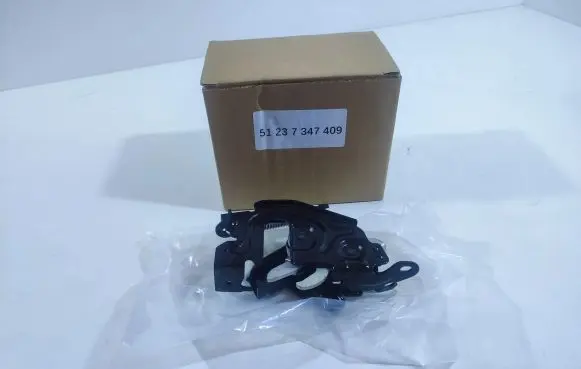 BMW X3 G01 Engine bonnet/hood lock/catch 51237347409 7347409