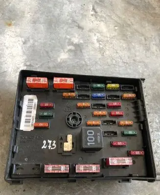 Volkswagen PASSAT B6 Fuse module 3C0937125 63592777
