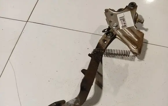 Toyota Corolla E120 E130 Brake pedal 