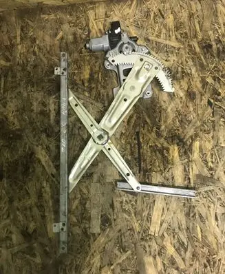 Peugeot 4007 Front door window regulator with motor 00512