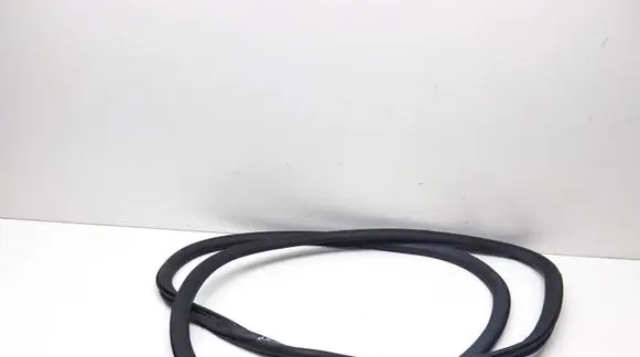 Alfa Romeo Stelvio Rubber seal front coupe door 