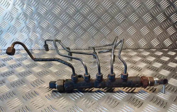 Fuel main line pipe