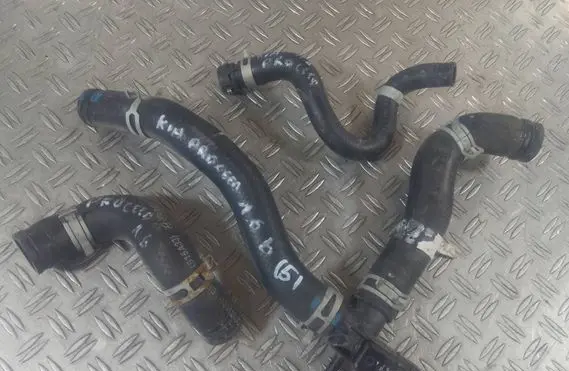 KIA Pro Cee'd III Engine coolant pipe/hose 