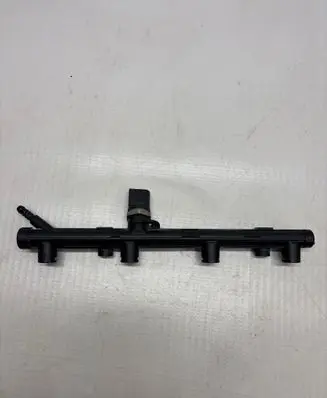 Skoda Kodiaq Fuel main line pipe 06K133681E