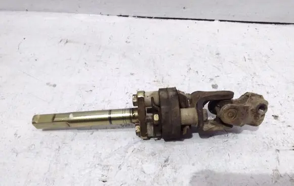 Nissan X-Trail T30 Steering column universal joint