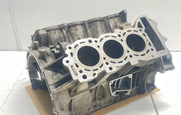 Mercedes-Benz ML W164 Engine block R6428105