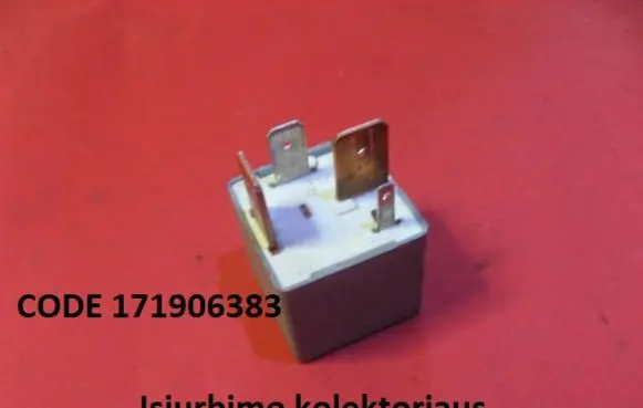 Volkswagen Golf III Other relay 171906383
