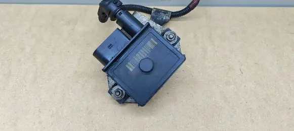 BMW 3 E90 E91 Glow plug pre-heat relay 779800007