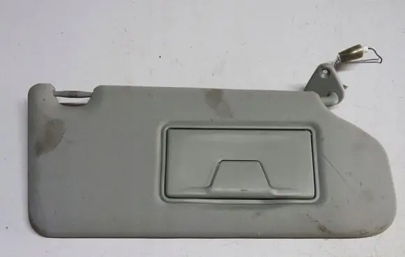 Mitsubishi ASX Sun visor clip/hook/bracket 8633At0t31