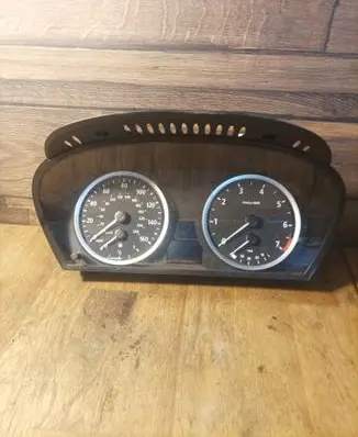 BMW 5 E60 E61 Speedometer (instrument cluster)