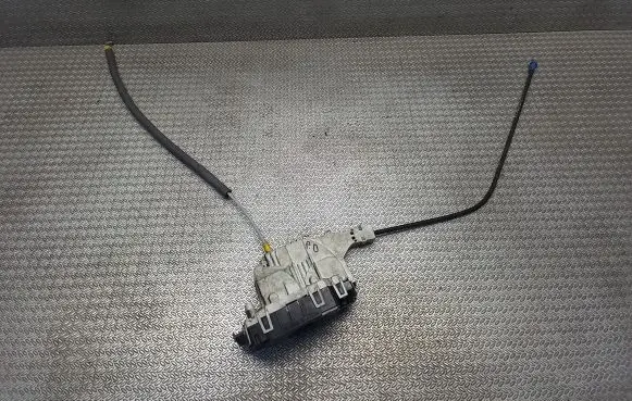 Volkswagen Crafter Front door lock A9067201735