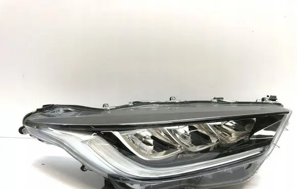 Toyota Yaris XP210 Headlight/headlamp L743X