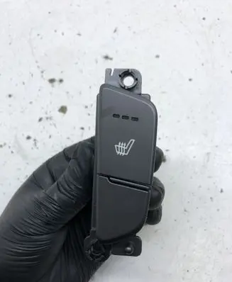 Hyundai i40 Seat heating switch 937303Z700 39R1CR1000
